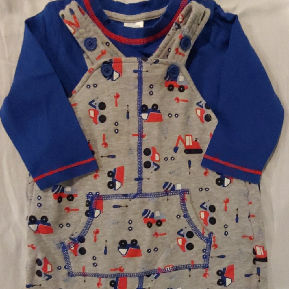 Boys Gymboree overall, 2 tops, and hoodie set